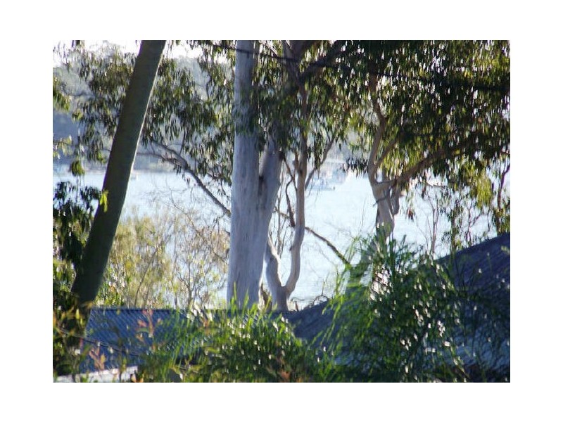 15 Michael av, Lamb Island QLD 4184