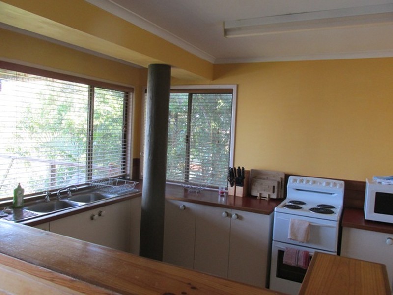 12 Alawa Street, Macleay Island QLD 4184