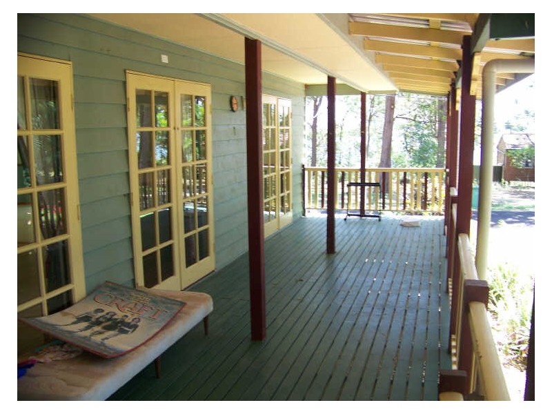 36 Coast Road, Macleay Island QLD 4184