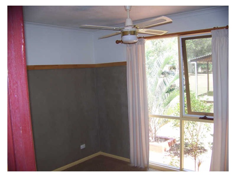 36 Coast Road, Macleay Island QLD 4184