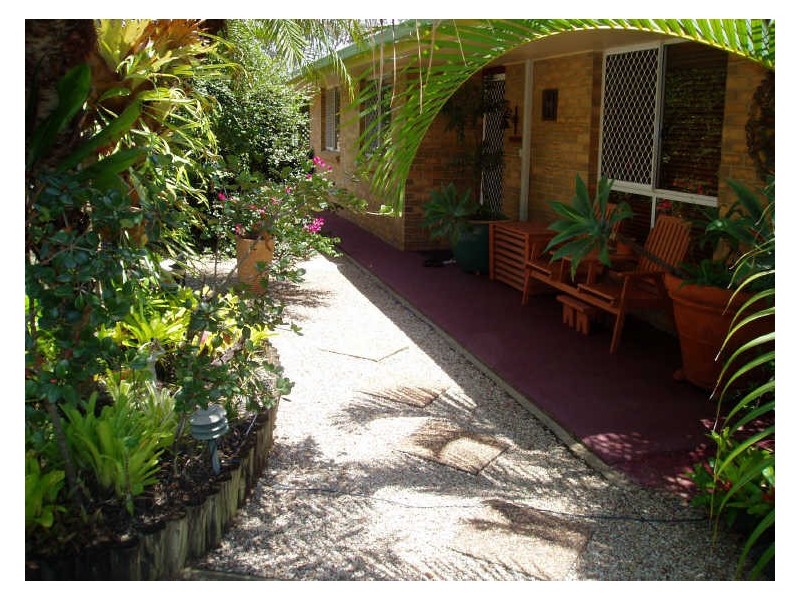 1 Devaney Street, Macleay Island QLD 4184