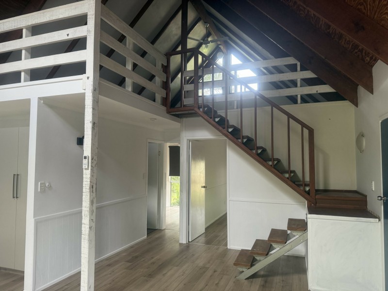 10 Coast Road, Macleay Island QLD 4184