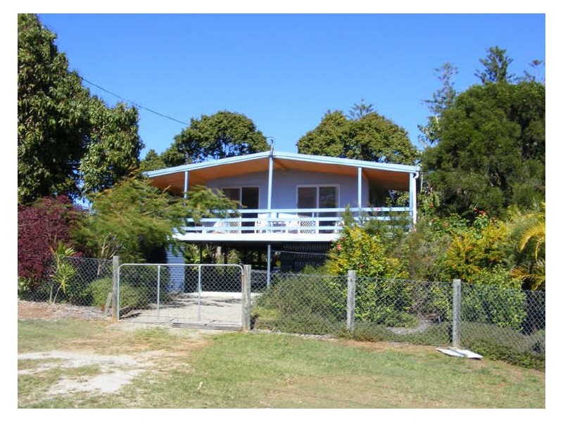 2 Quail Place, Macleay Island QLD 4184
