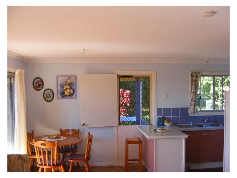 2 Quail Place, Macleay Island QLD 4184