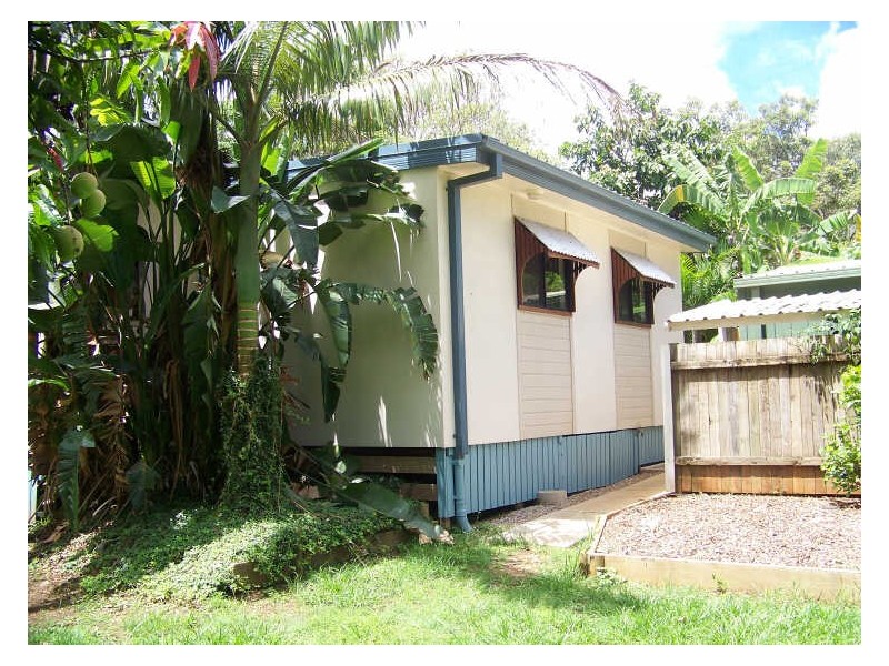 55 Francis Road, Macleay Island QLD 4184