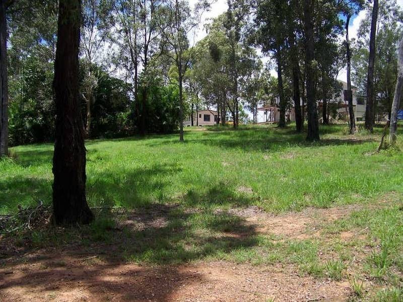 24 Ilya Street, Macleay Island QLD 4184