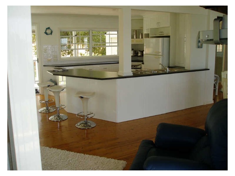 7 Golden Sands Bvd, Macleay Island QLD 4184