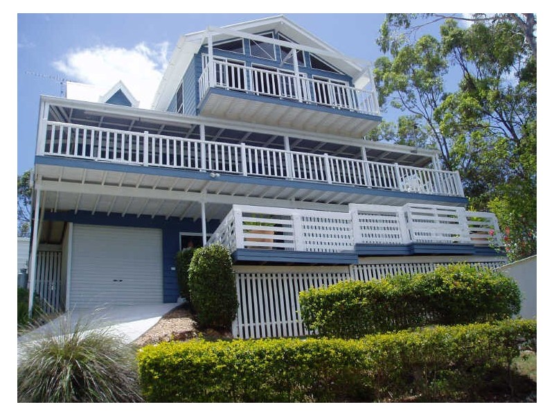 7 Golden Sands Bvd, Macleay Island QLD 4184