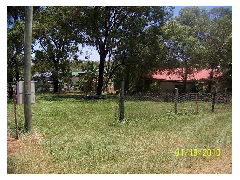 16 Cooee Crescent, Macleay Island QLD 4184