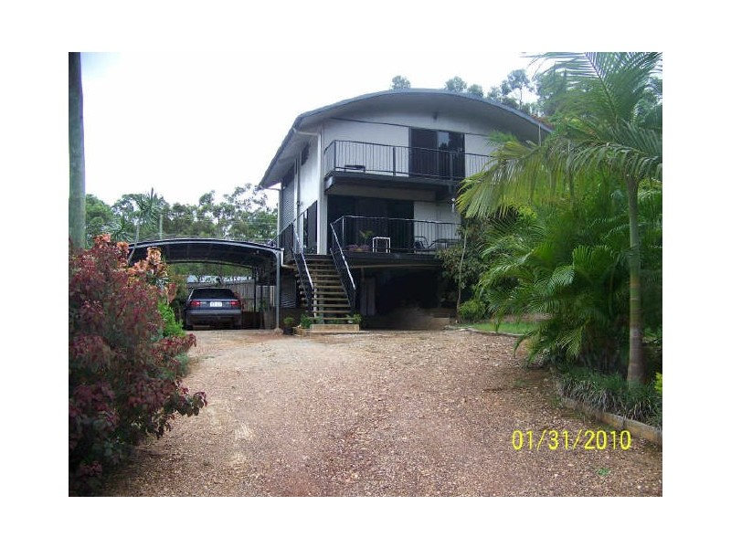 9 Helen Parade, Lamb Island QLD 4184