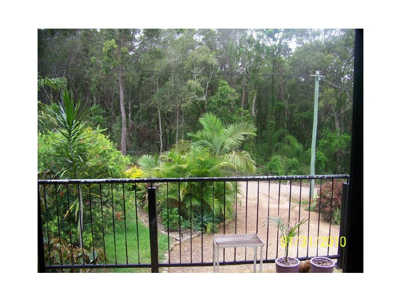 9 Helen Parade, Lamb Island QLD 4184