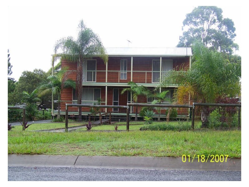 21 Michael, Macleay Island QLD 4184