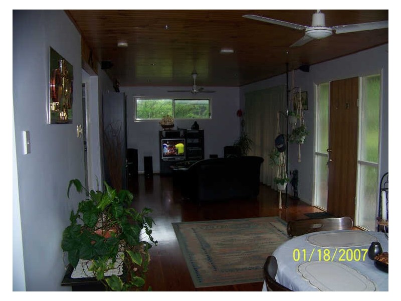 21 Michael, Macleay Island QLD 4184