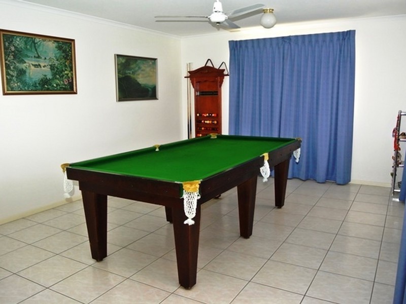 81 Coondooroopa Drive, Macleay Island QLD 4184