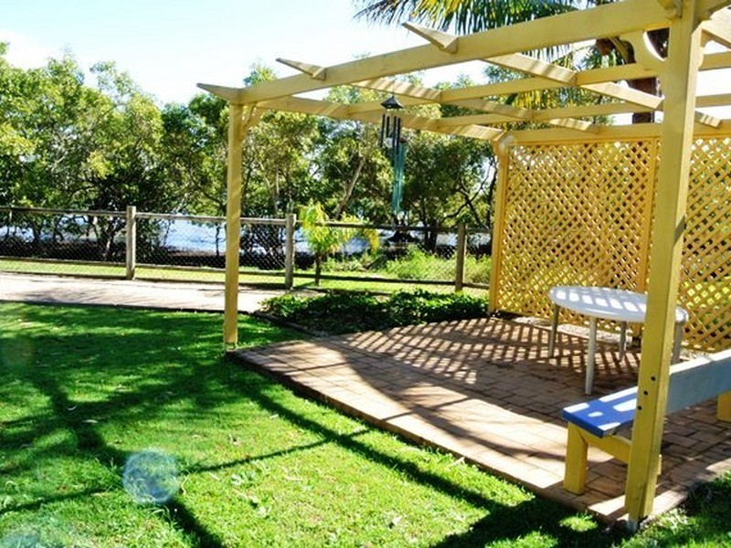 81 Coondooroopa Drive, Macleay Island QLD 4184