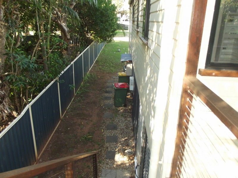 15 Alexander Street, Macleay Island QLD 4184