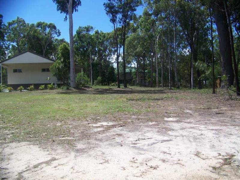 15 Morwong Street, Macleay Island QLD 4184