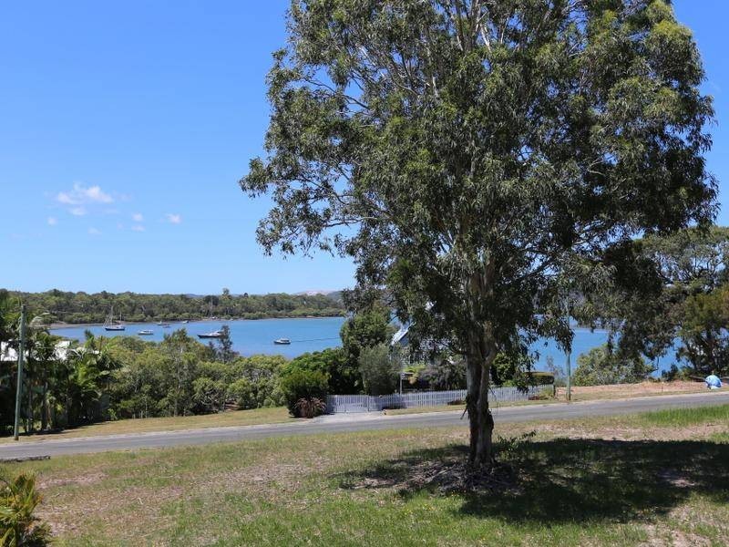 16 Ketch Street, Russell Island QLD 4184