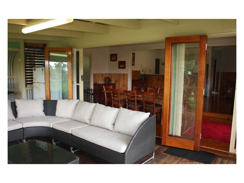 22 Nunkeri Drive, Macleay Island QLD 4184