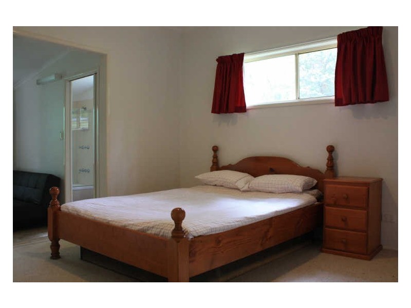 22 Nunkeri Drive, Macleay Island QLD 4184