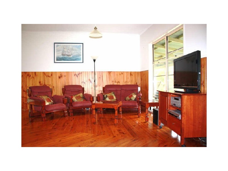 22 Nunkeri Drive, Macleay Island QLD 4184