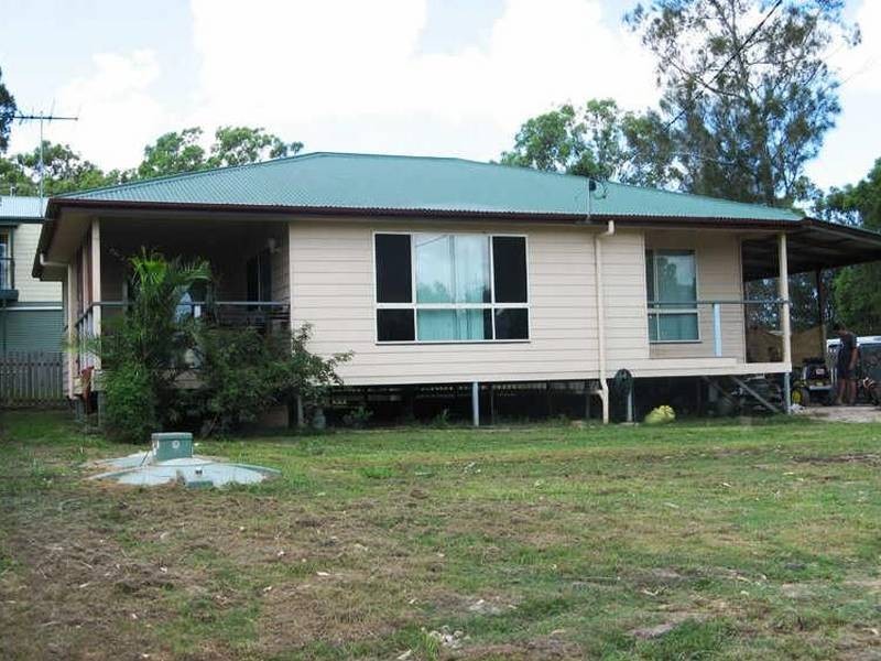 9 Deviot Street, Macleay Island QLD 4184