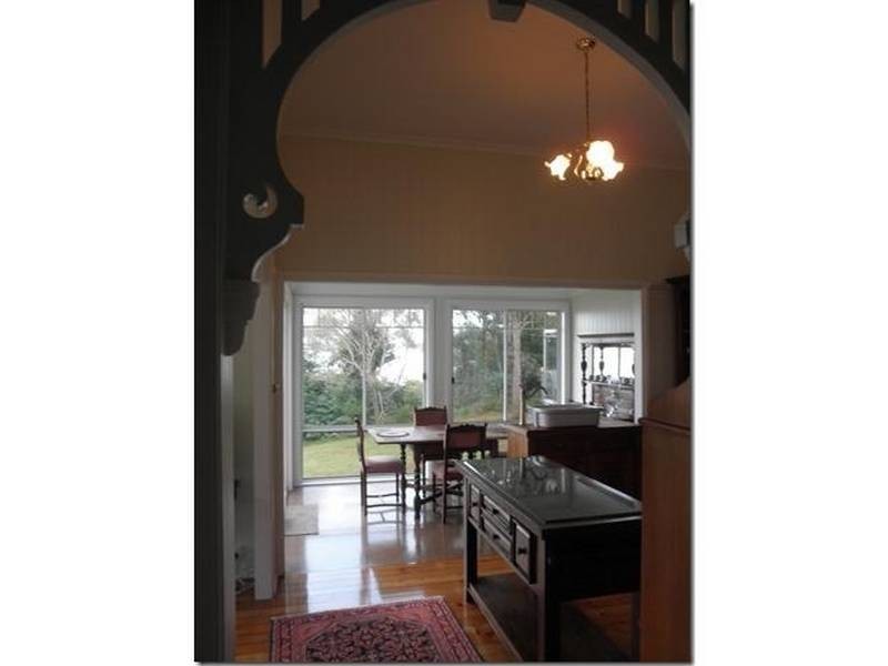 12 Thompson Esplanade, Russell Island QLD 4184