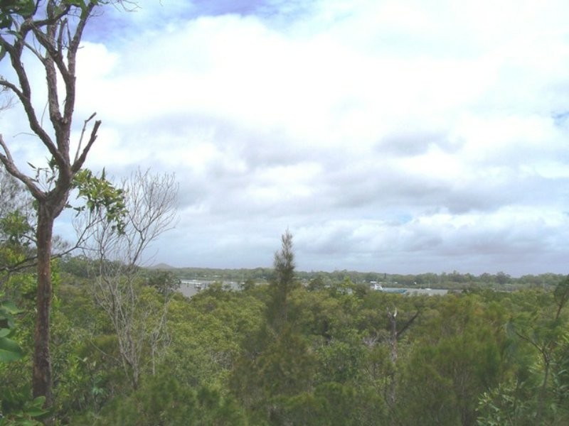 12 Emita Street, Macleay Island QLD 4184