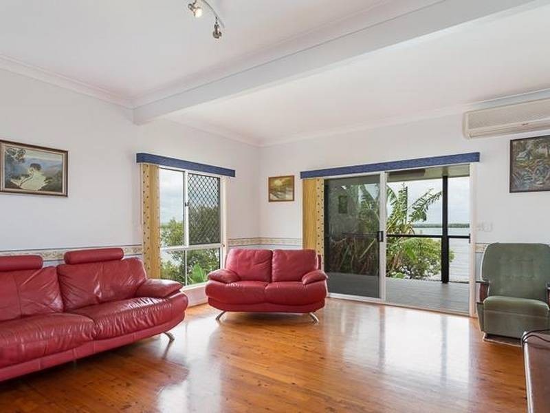 42 Mark Road, Russell Island QLD 4184