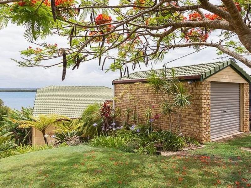 42 Mark Road, Russell Island QLD 4184