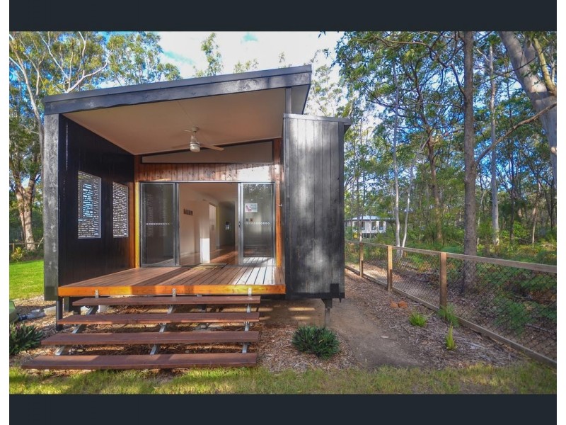 27 Villa Wood Road, Russell Island QLD 4184