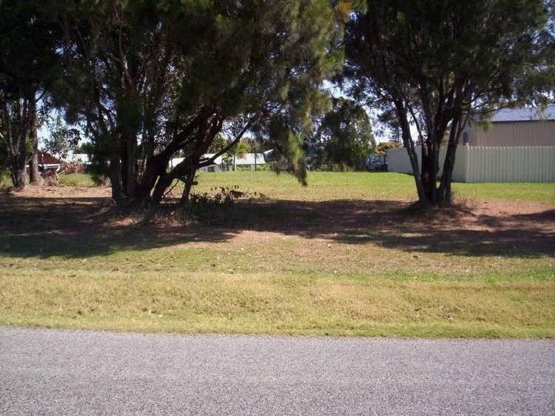 29 Pelican Street, Macleay Island QLD 4184