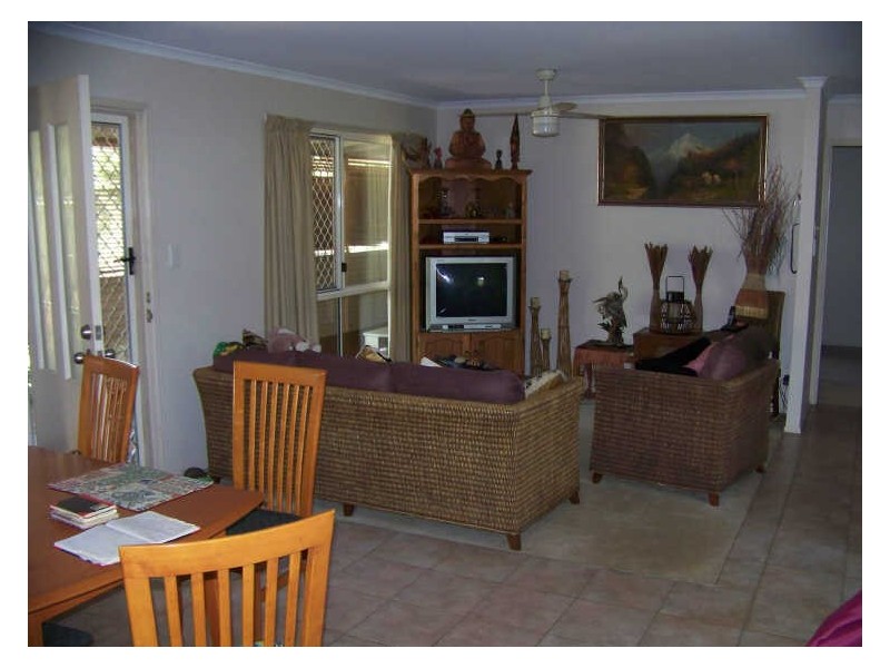 2 Parakeet Street, Macleay Island QLD 4184