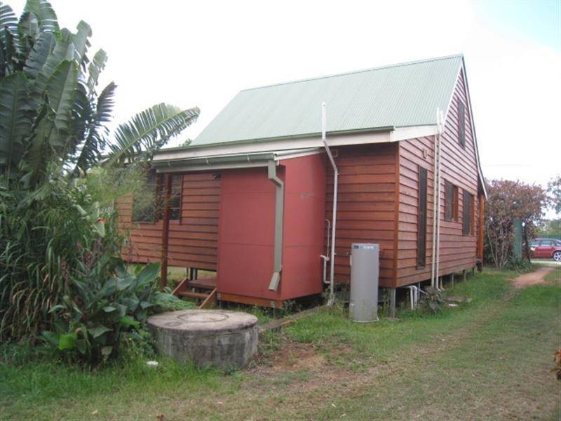 29-31 Sundown Rd, Russell Island QLD 4184