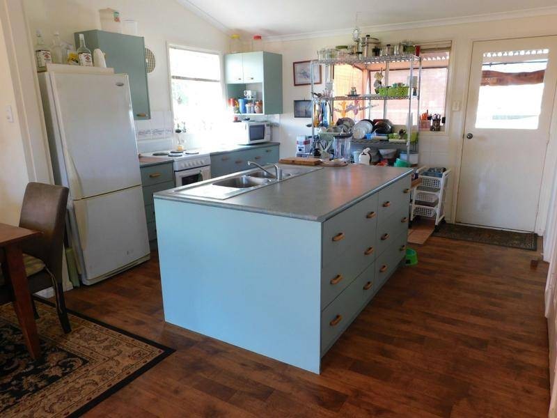 18 Highland Street, Russell Island QLD 4184