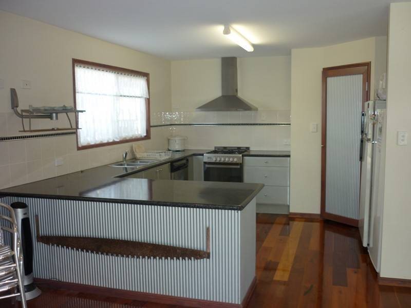 28 Kurrajong Road, Russell Island QLD 4184