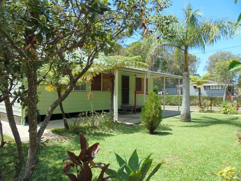 15 Topaz Street, Russell Island QLD 4184