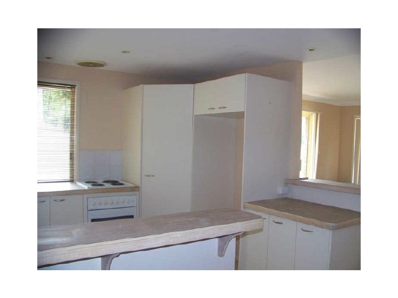 40 Coondooroopa Drive, Macleay Island QLD 4184
