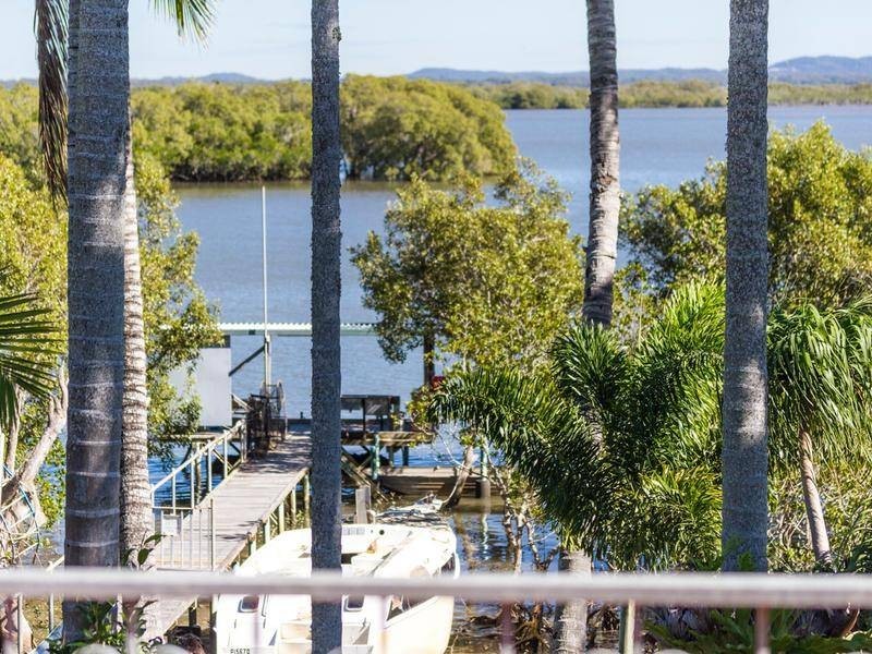 138 Palm Beach Road, Russell Island QLD 4184