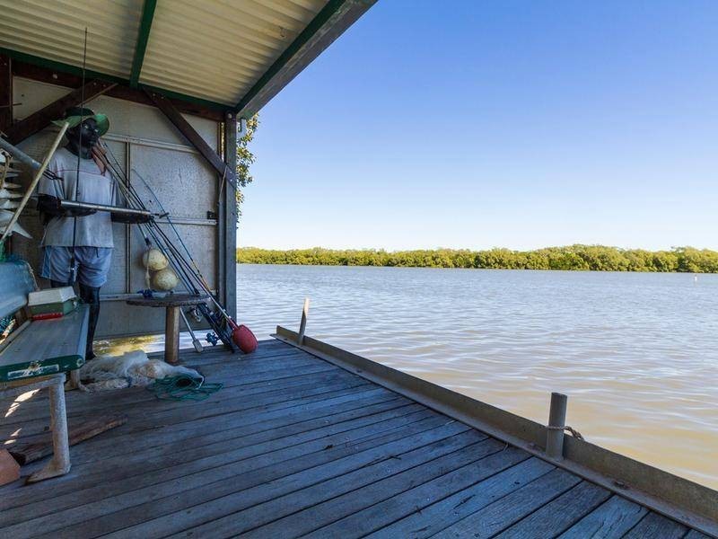 138 Palm Beach Road, Russell Island QLD 4184