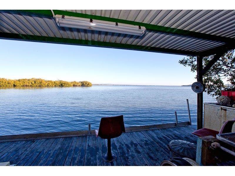 138 Palm Beach Road, Russell Island QLD 4184