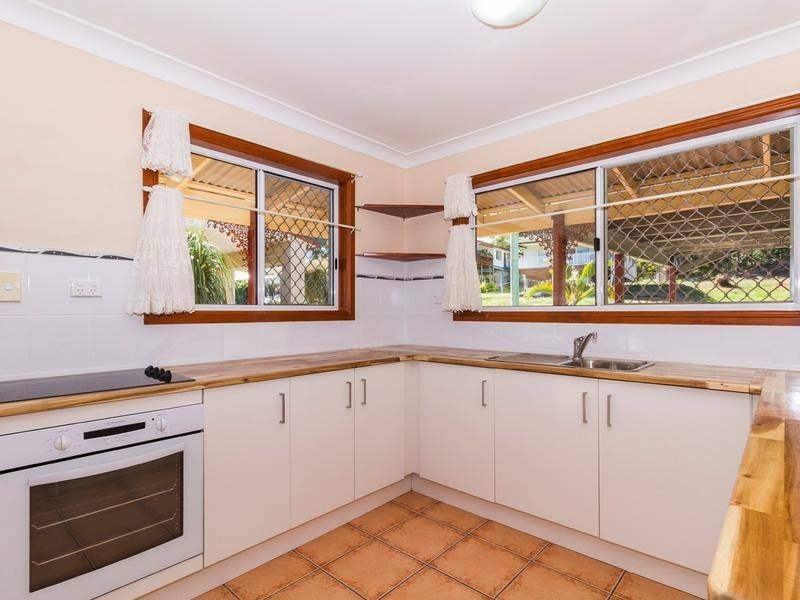 138 Palm Beach Road, Russell Island QLD 4184