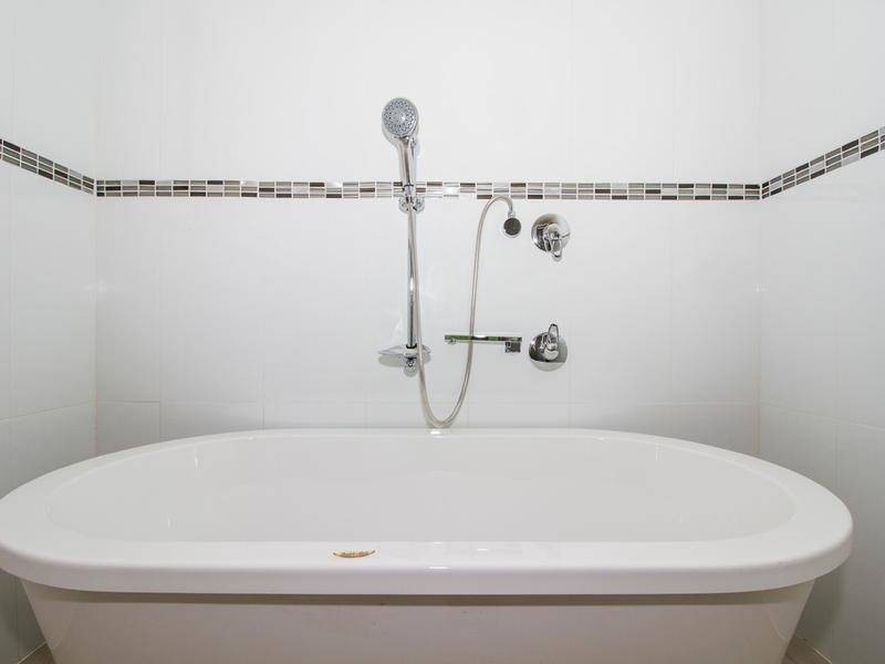 138 Palm Beach Road, Russell Island QLD 4184