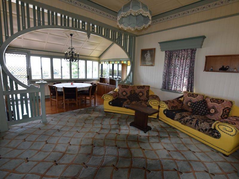 21 Highland Street, Russell Island QLD 4184