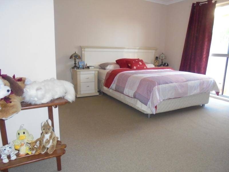 1 Highland Street, Russell Island QLD 4184
