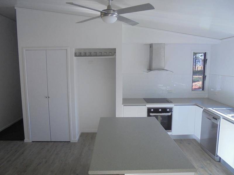 38 Dempsey Street, Russell Island QLD 4184