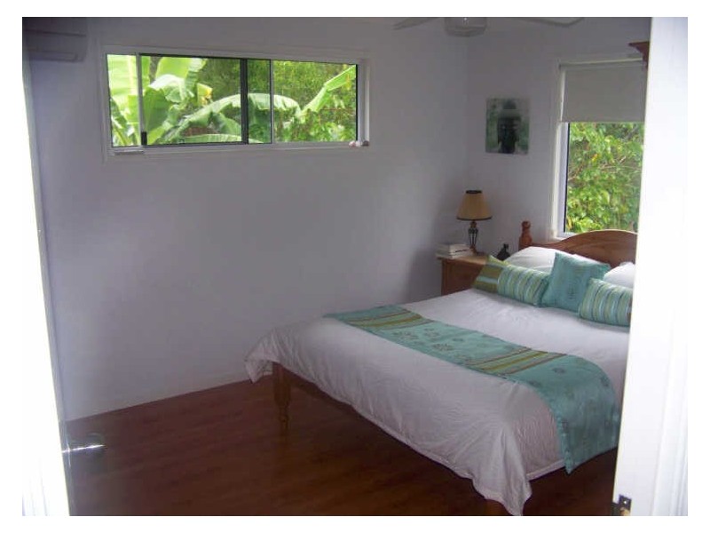 20 Devaney Street, Macleay Island QLD 4184