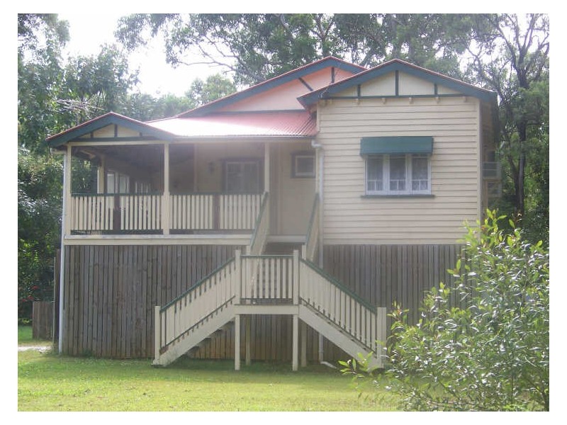 17 Pecan Street, Macleay Island QLD 4184