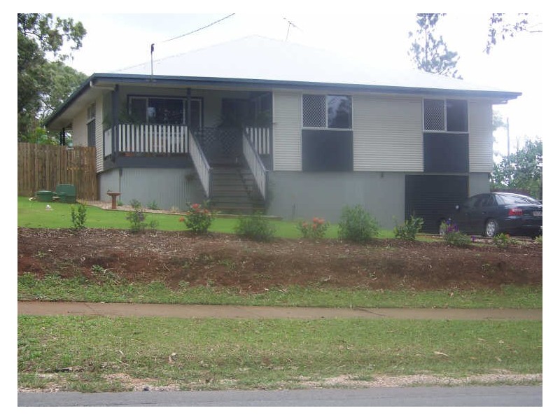 115 High Central Road, Macleay Island QLD 4184
