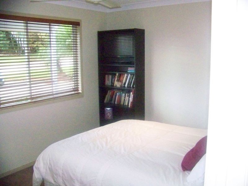 16 Eastborne Terrace, Macleay Island QLD 4184